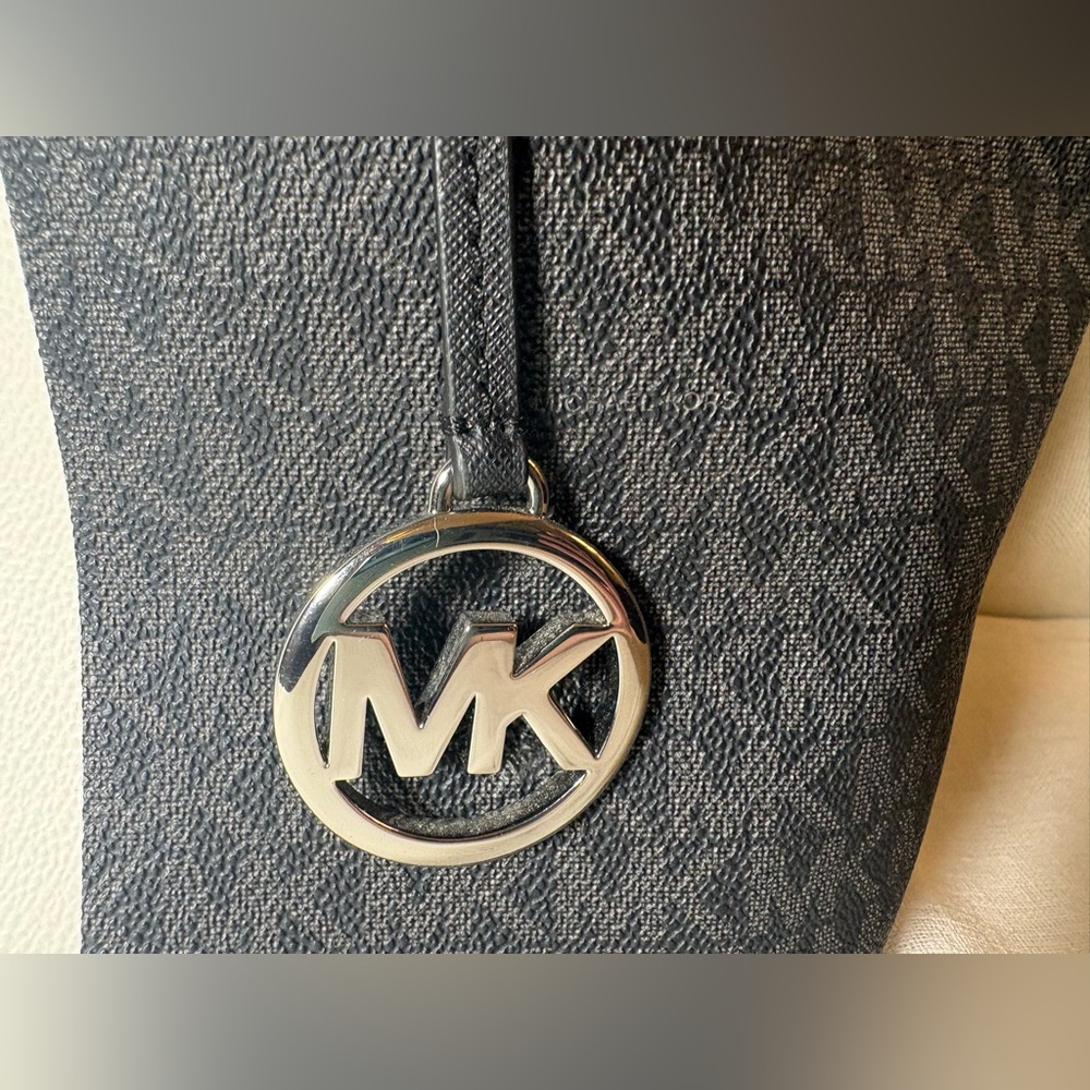 Michael Kors Eva Large Logo Stripe Tote Black MK Signature Work Laptop Bag NWOT - Picture 3 of 16